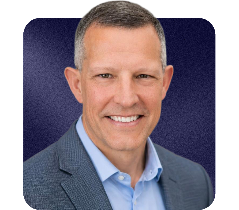 Luke Wellington headshot